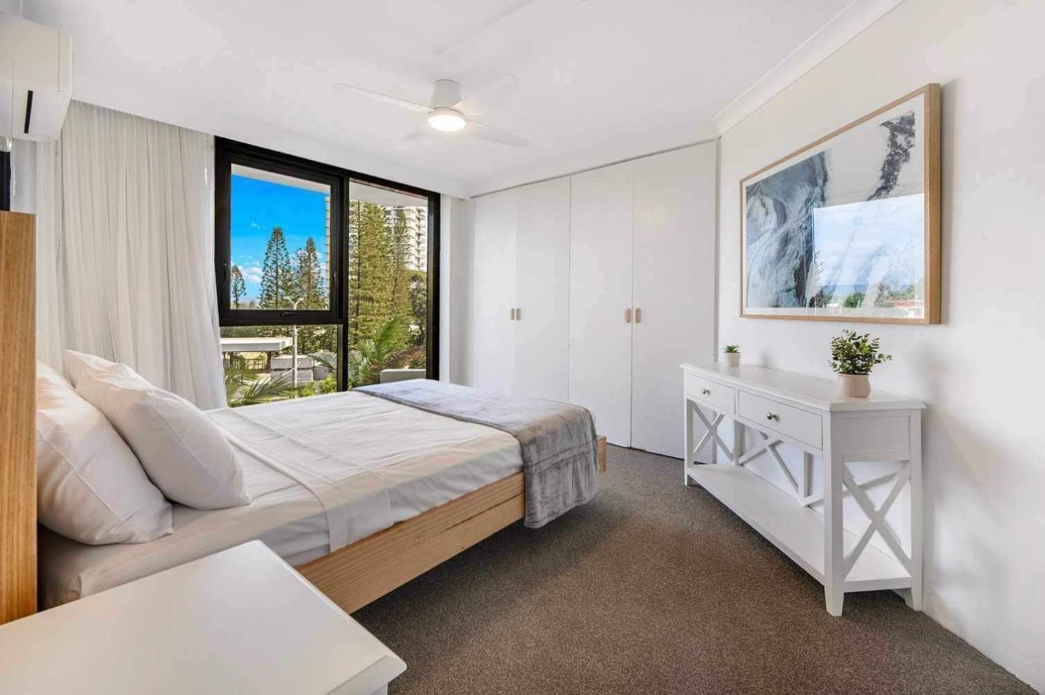 Genesis Apartments, Surfers Paradise Gold Coast Eksteriør bilde